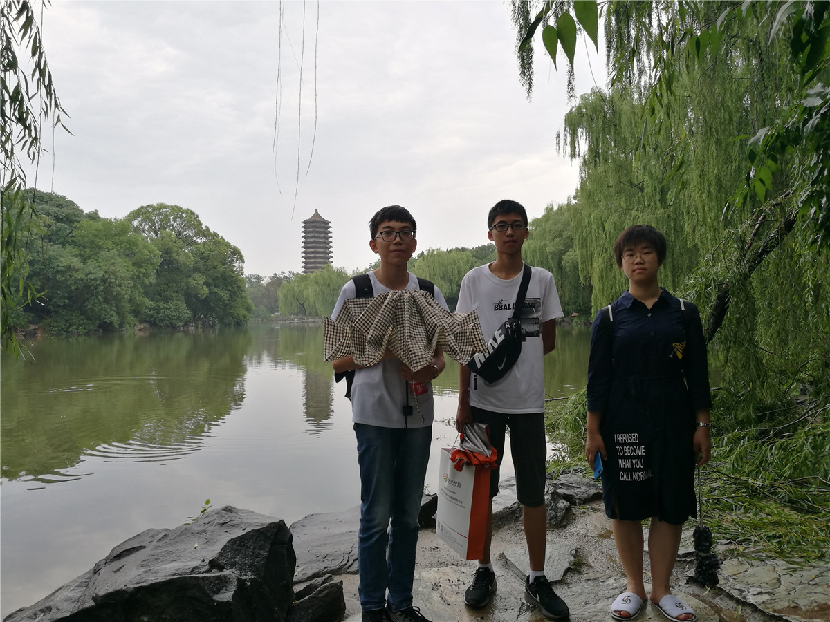 夏令营北京大学未名湖